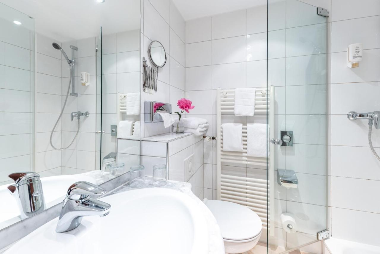 Hotel Alte Post Krefeld Luaran gambar